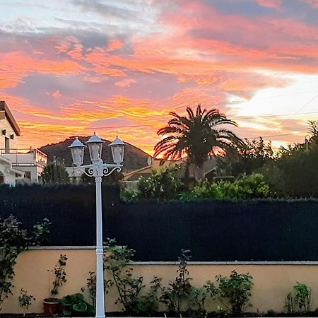 Chalet Vacacional Con Piscina Privada Y Barbacoa タラゴナ エクステリア 写真