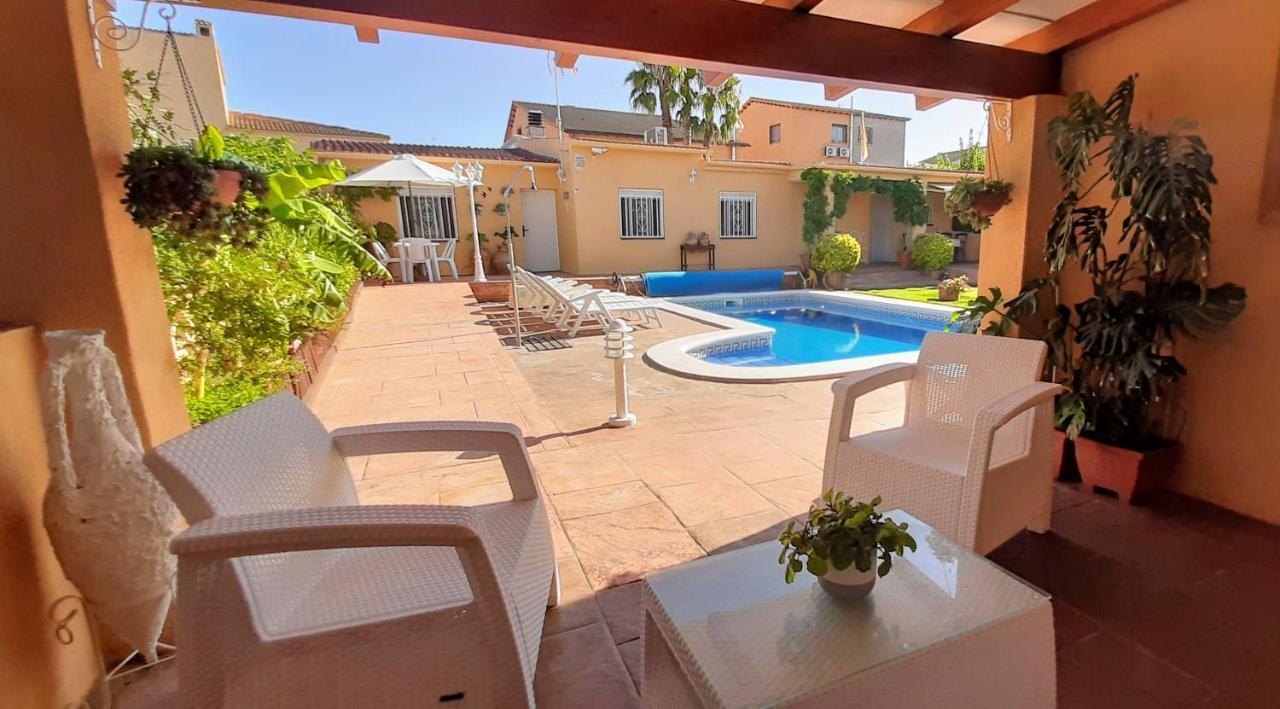 Chalet Vacacional Con Piscina Privada Y Barbacoa タラゴナ エクステリア 写真